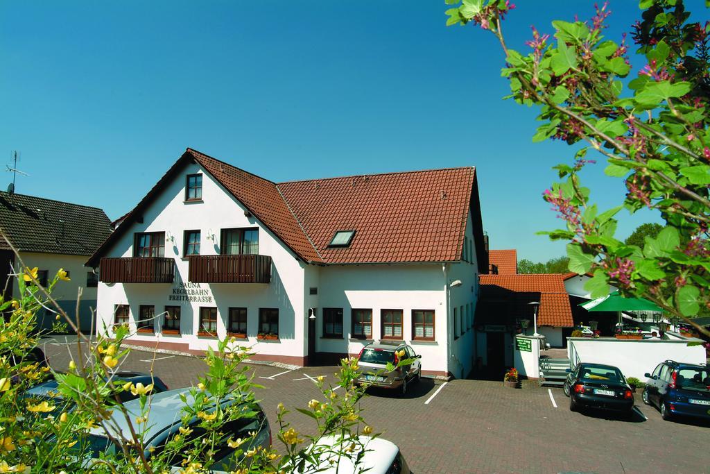Landgasthof Lang Zum Adler Oberkalbach Buitenkant foto